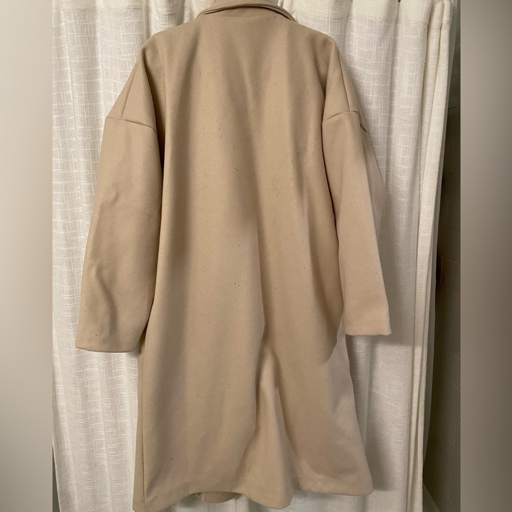 Coat - Picture 2 of 3